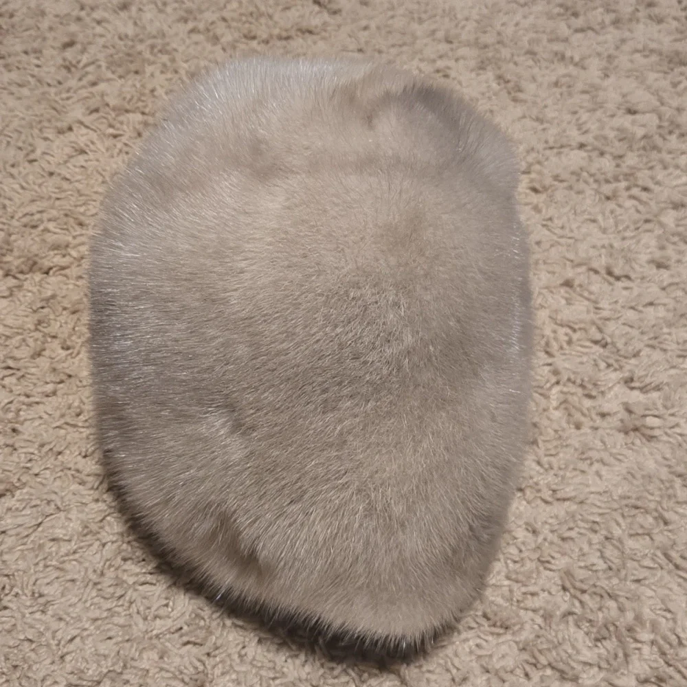 Vintage Oleg Cassini Mink Fur Hat‎
